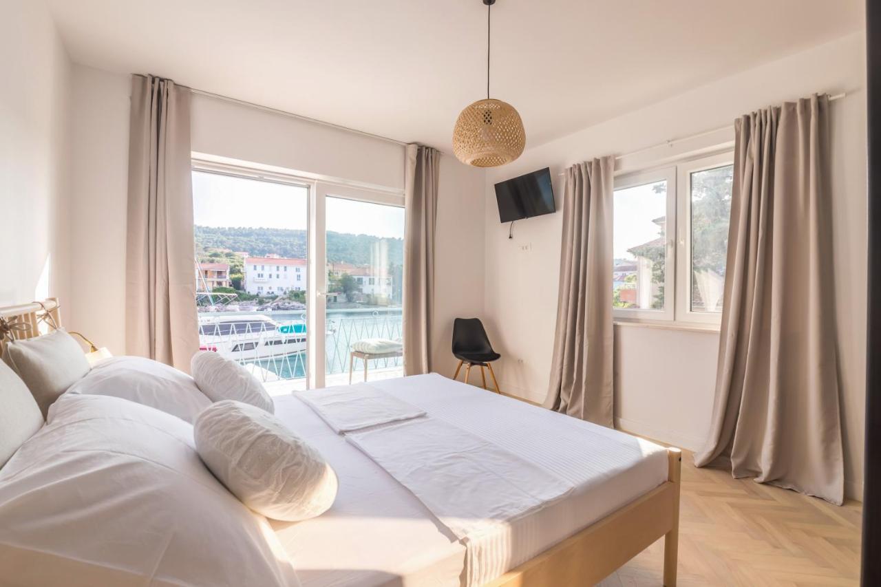 Propela Apartments Božava المظهر الخارجي الصورة