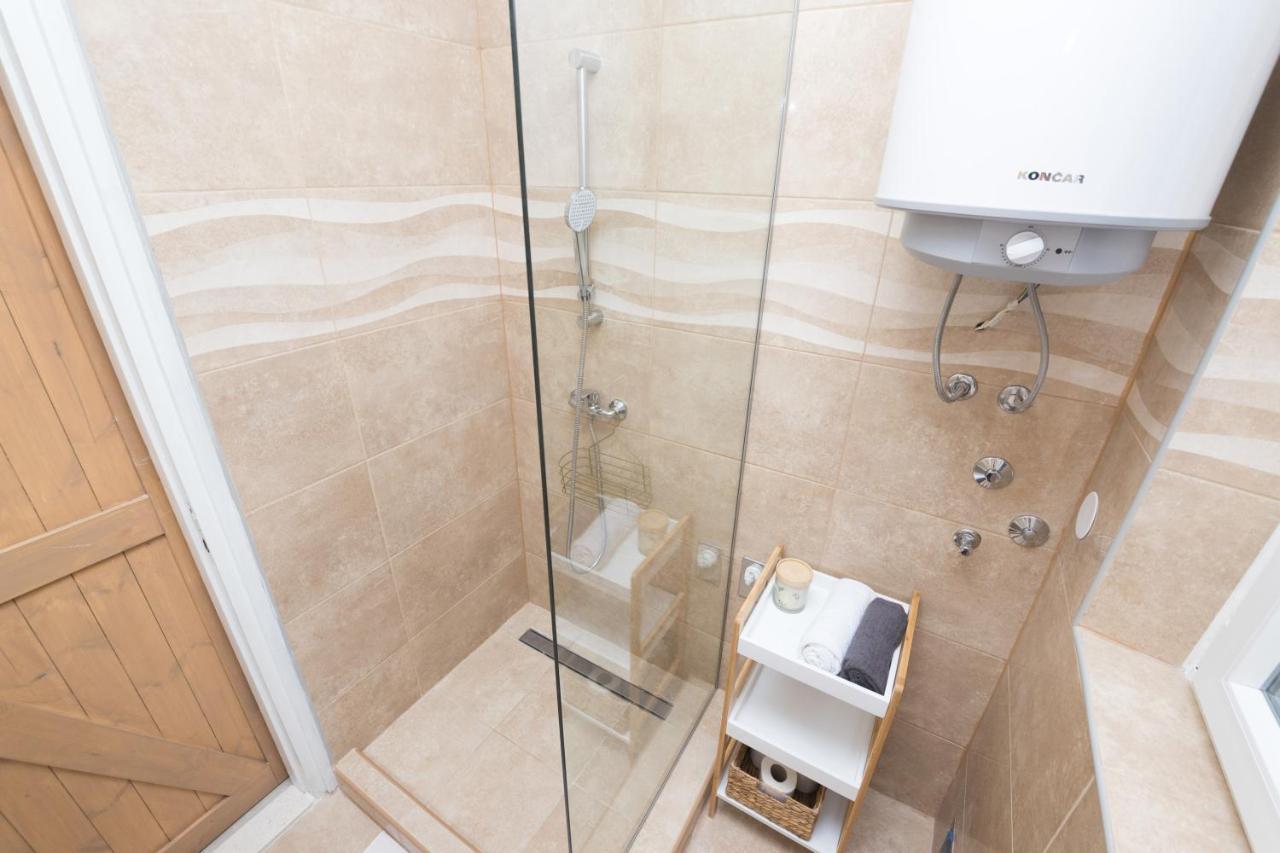 Propela Apartments Božava المظهر الخارجي الصورة